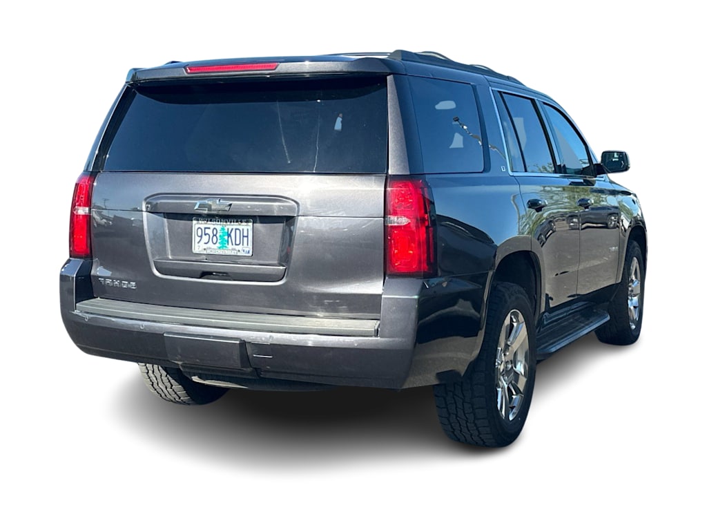 Thumbnail: 2017 Chevrolet Tahoe - 7