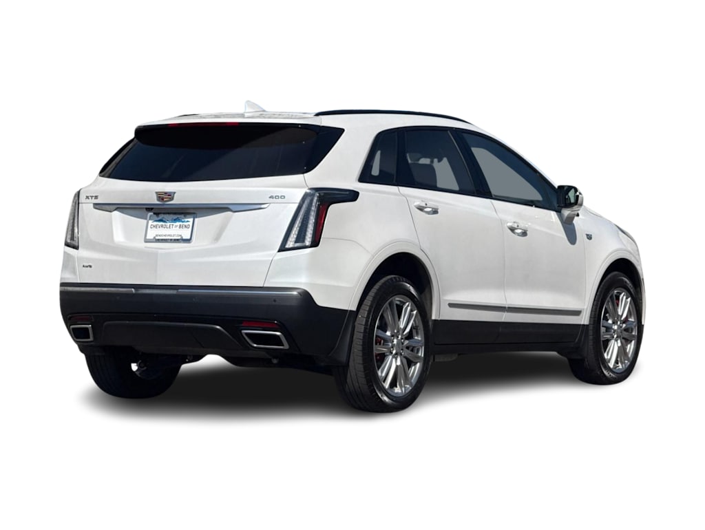 Thumbnail: 2023 Cadillac XT5 - 17