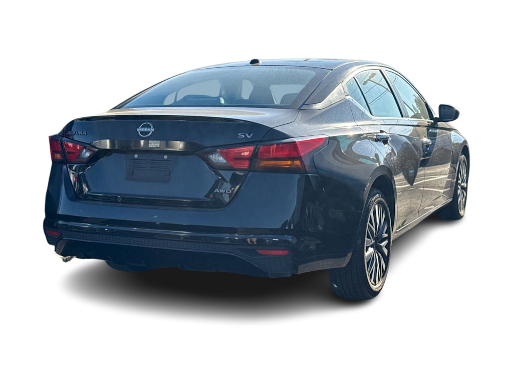 Thumbnail: 2024 Nissan Altima - 10