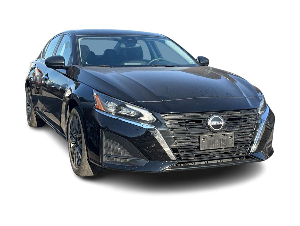 Thumbnail: 2024 Nissan Altima - 9