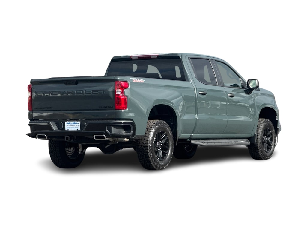 Thumbnail: 2026 Chevrolet Silverado 1500 - 16