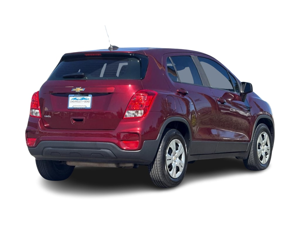 Thumbnail: 2017 Chevrolet Trax - 19