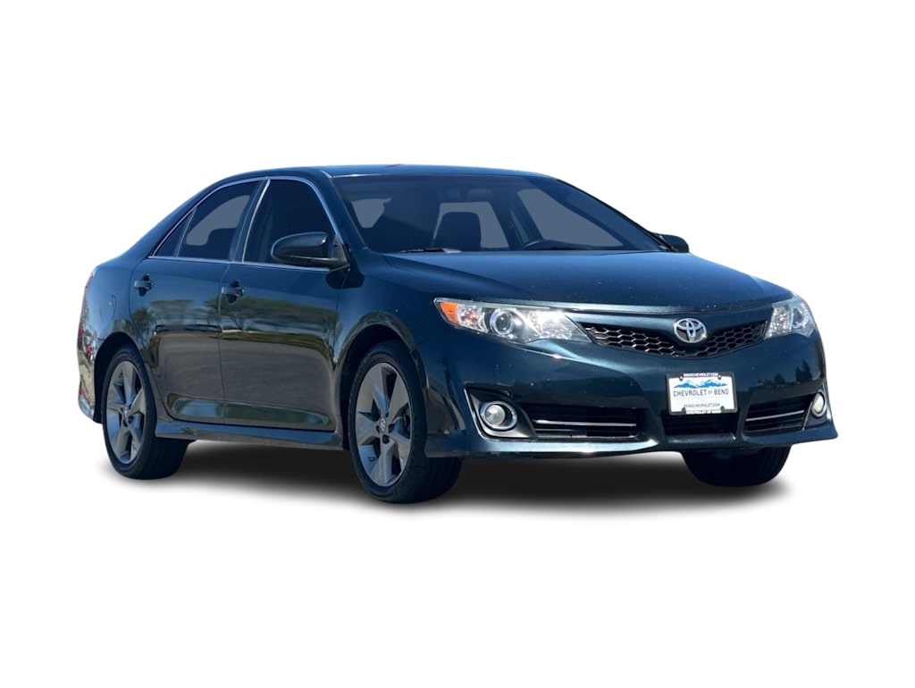 Thumbnail: 2014 Toyota Camry - 18