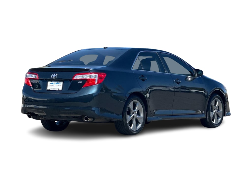 Thumbnail: 2014 Toyota Camry - 16