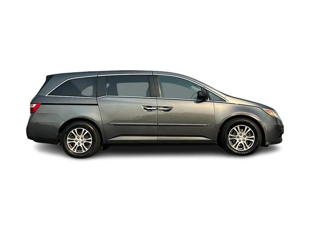 Thumbnail: 2011 Honda Odyssey - 18