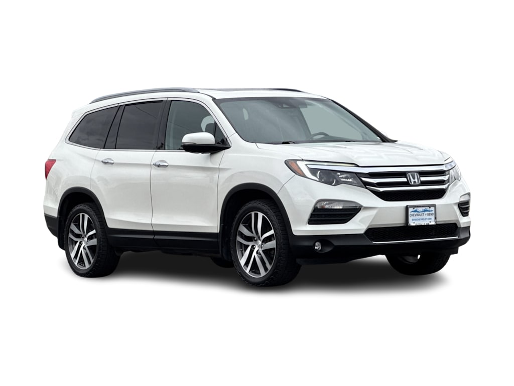 Thumbnail: 2017 Honda Pilot - 19