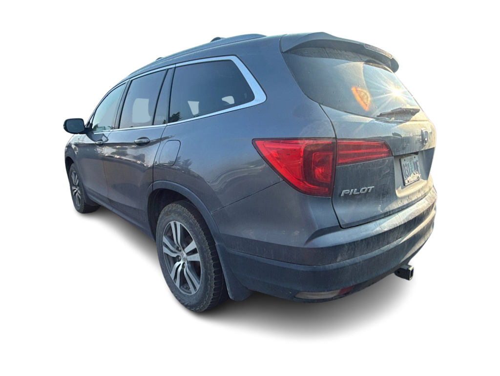 Thumbnail: 2016 Honda Pilot - 3