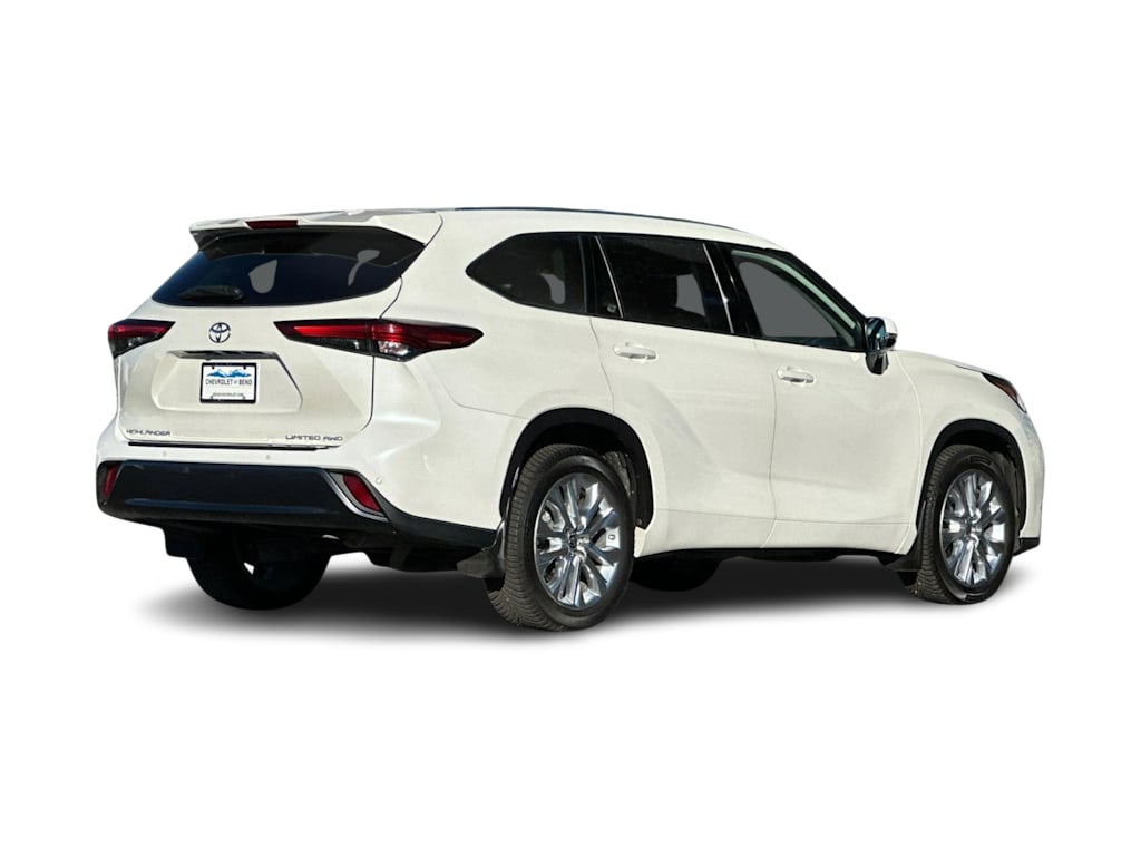 Thumbnail: 2020 Toyota Highlander - 17