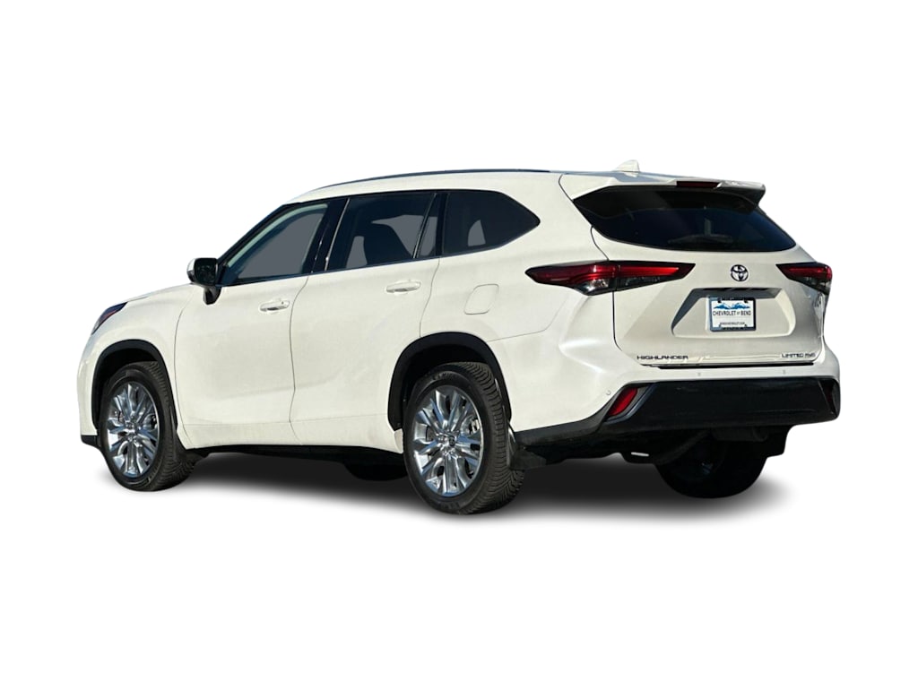 Thumbnail: 2020 Toyota Highlander - 4