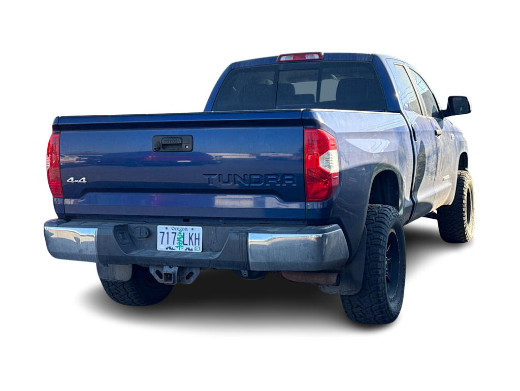 Thumbnail: 2015 Toyota Tundra - 8