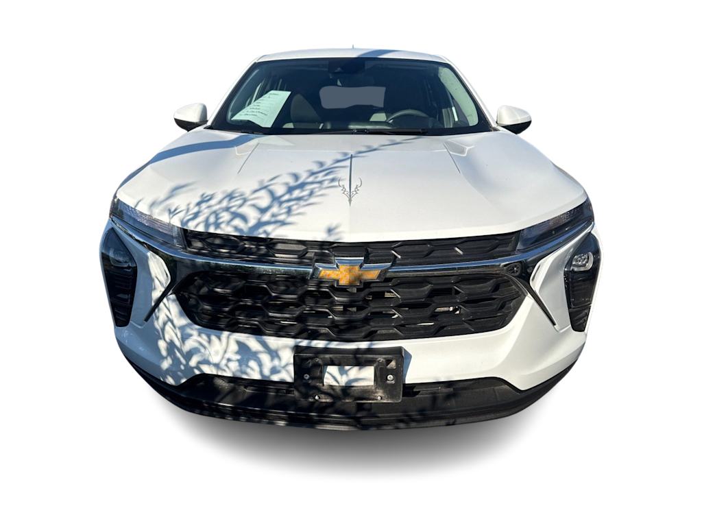 Thumbnail: 2024 Chevrolet Trax - 4