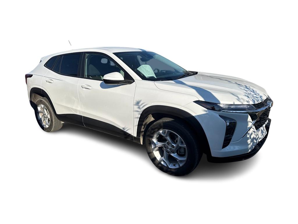 Thumbnail: 2024 Chevrolet Trax - 9