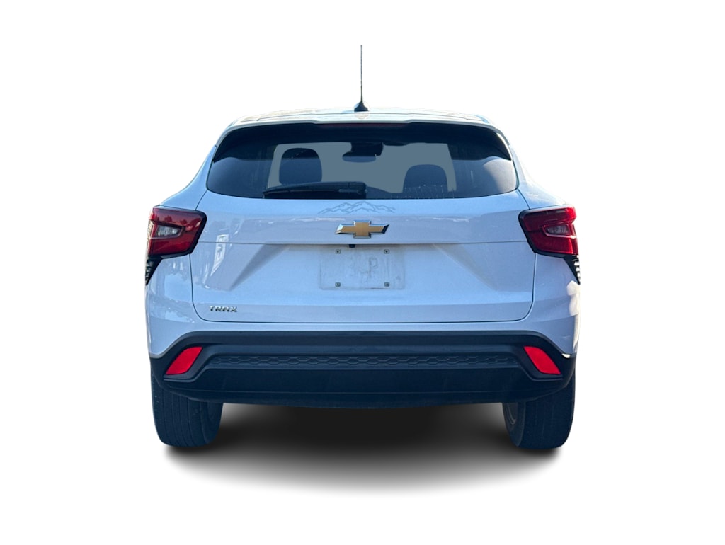 Thumbnail: 2024 Chevrolet Trax - 3