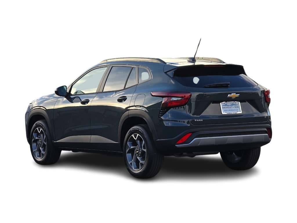 Thumbnail: 2026 Chevrolet Trax - 4