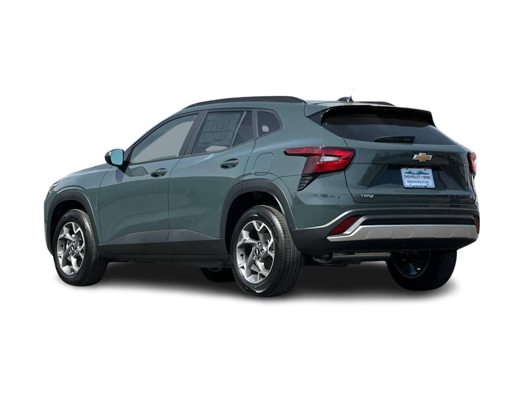 Thumbnail: 2026 Chevrolet Trax - 4