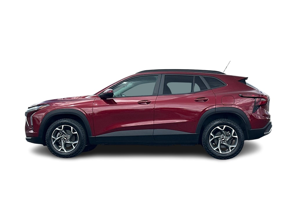 Thumbnail: 2025 Chevrolet Trax - 3