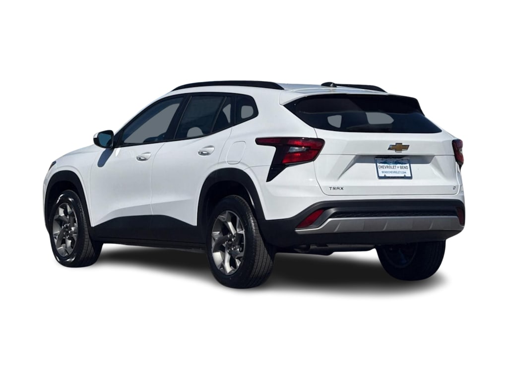 Thumbnail: 2026 Chevrolet Trax - 4