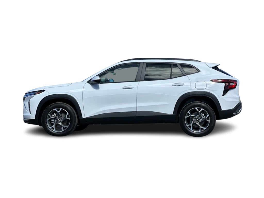 Thumbnail: 2026 Chevrolet Trax - 3