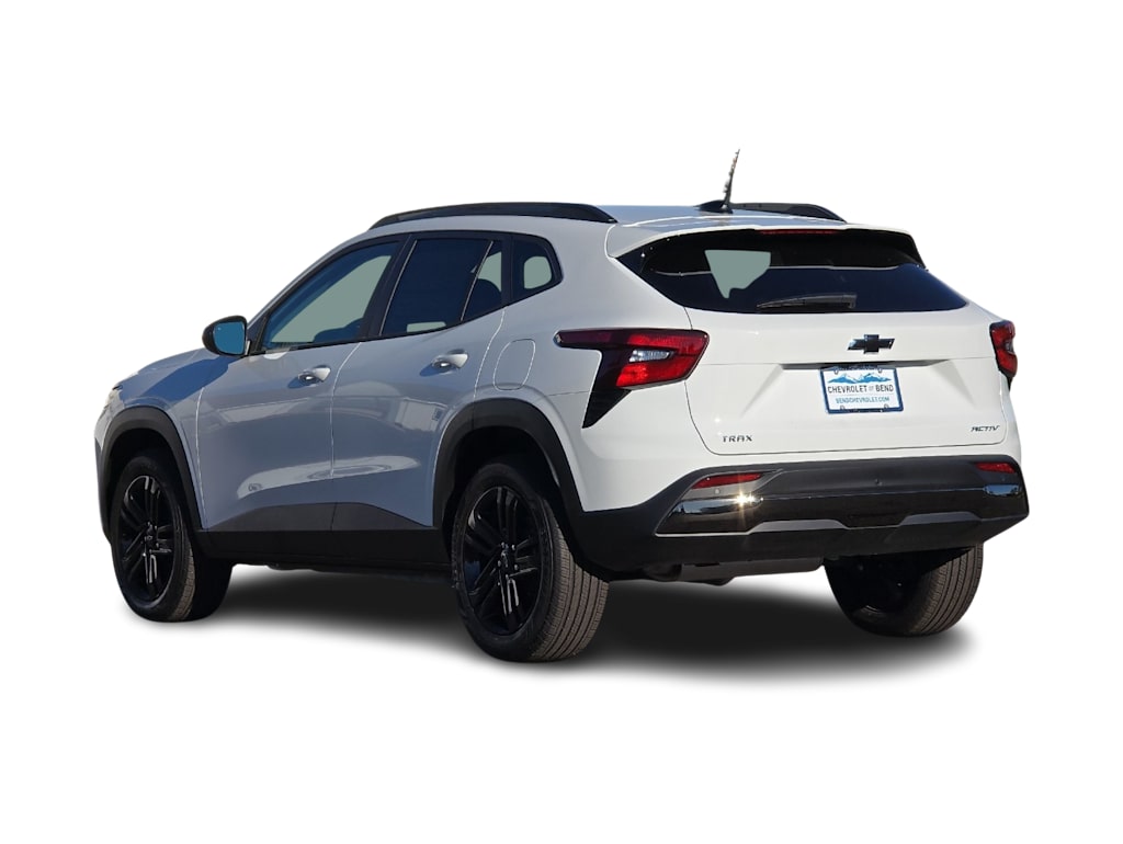 Thumbnail: 2025 Chevrolet Trax - 4