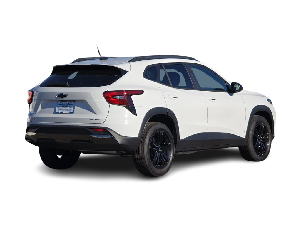 Thumbnail: 2025 Chevrolet Trax - 18