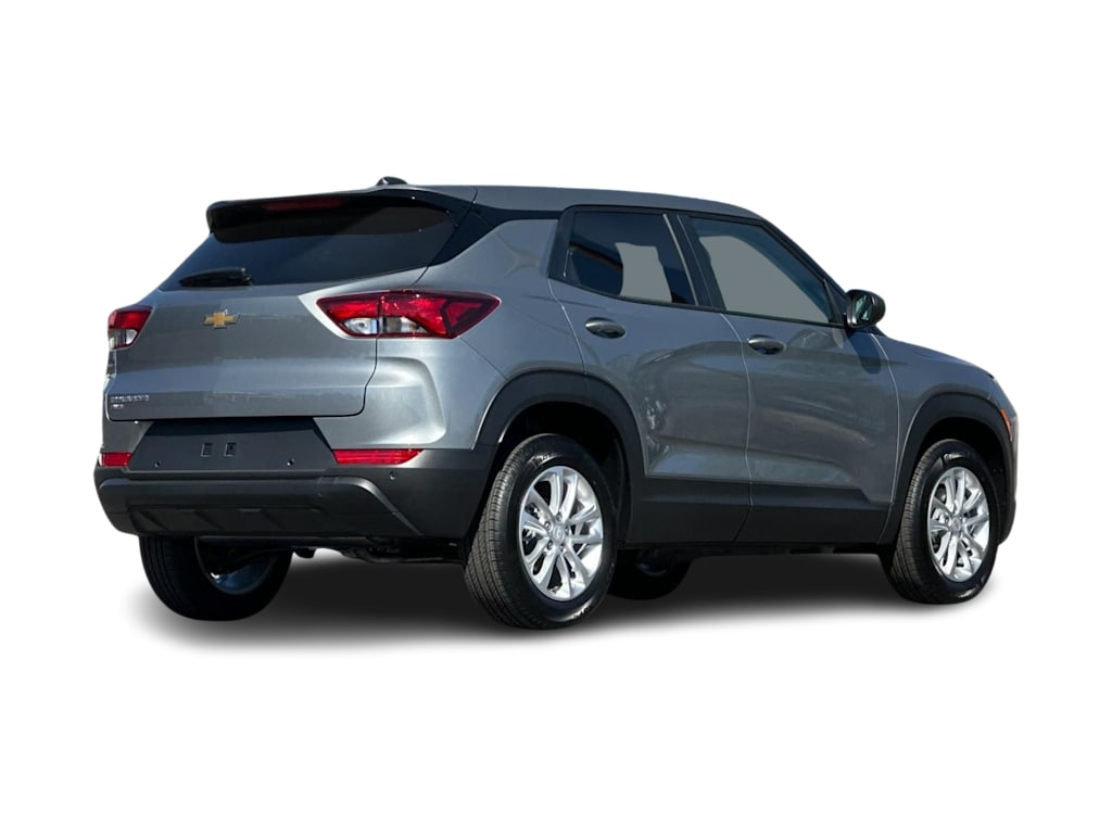 Thumbnail: 2026 Chevrolet TrailBlazer - 18