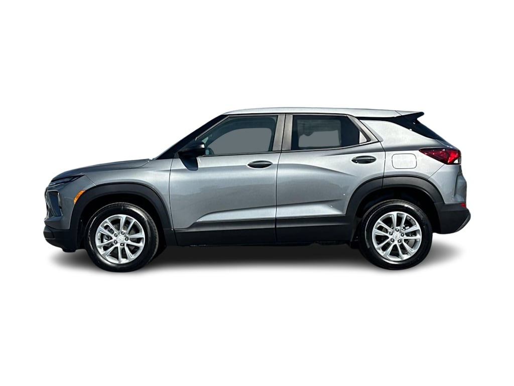 Thumbnail: 2026 Chevrolet TrailBlazer - 3