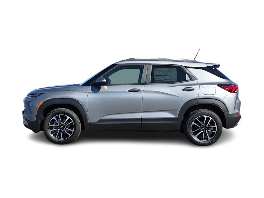 Thumbnail: 2026 Chevrolet TrailBlazer - 3