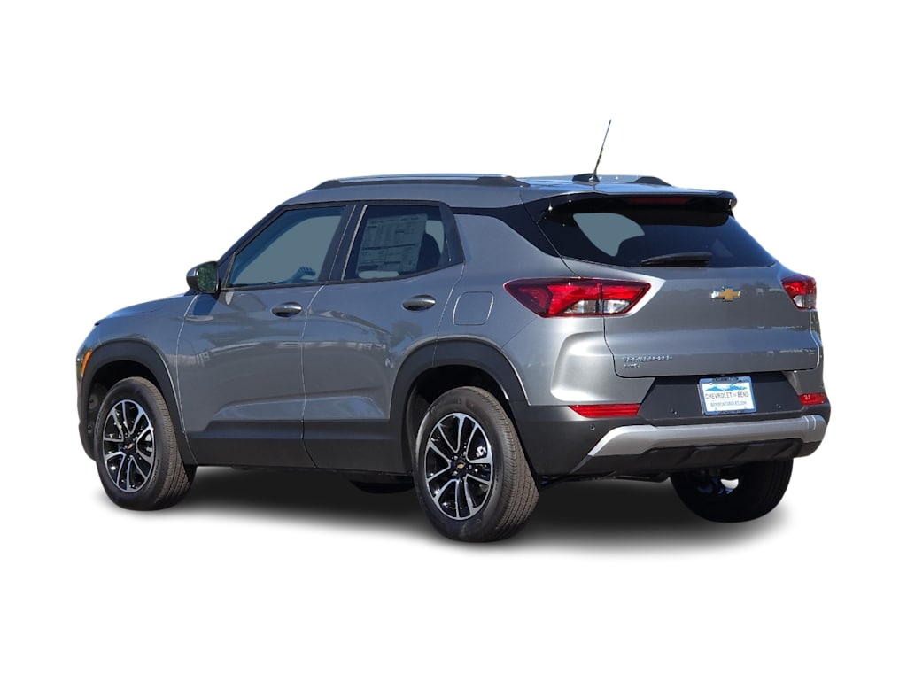 Thumbnail: 2026 Chevrolet TrailBlazer - 4