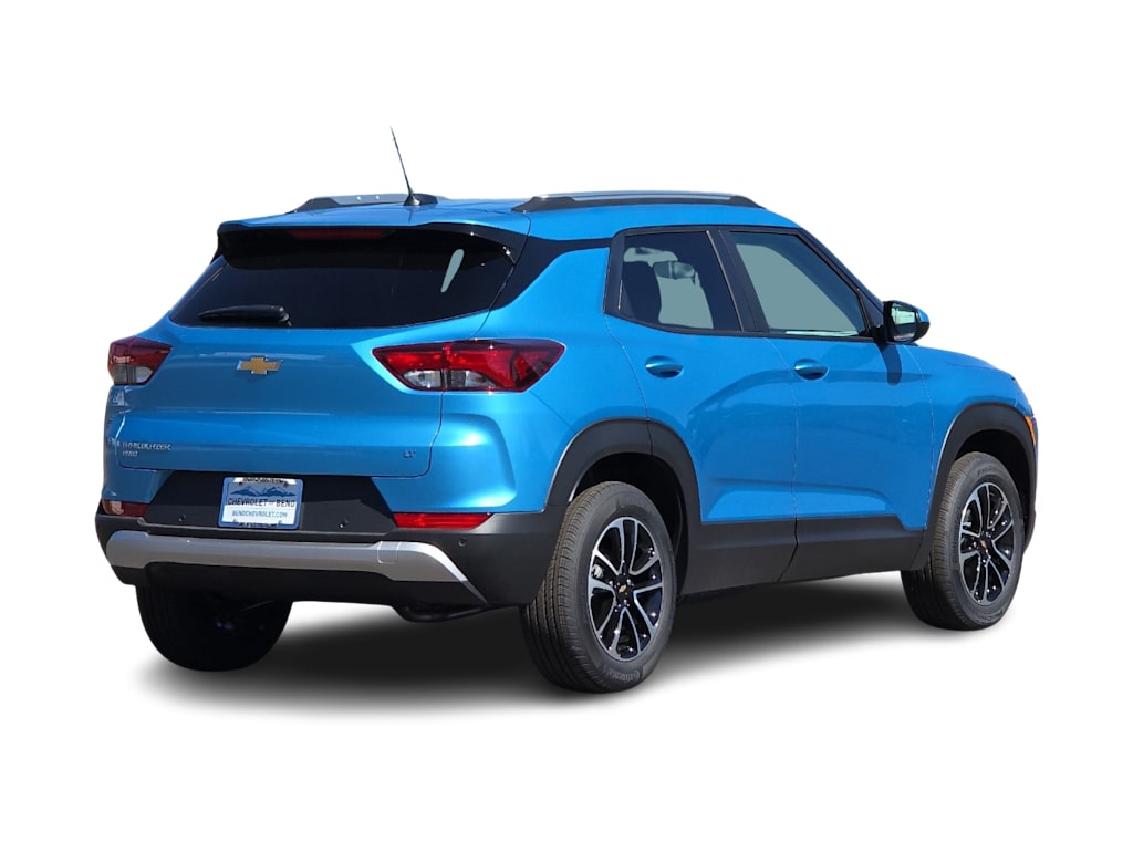 Thumbnail: 2026 Chevrolet TrailBlazer - 18