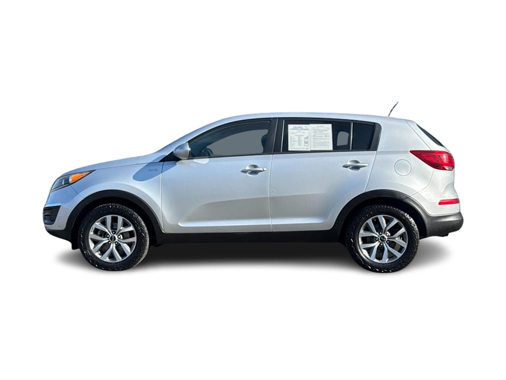 Thumbnail: 2016 Kia Sportage - 3