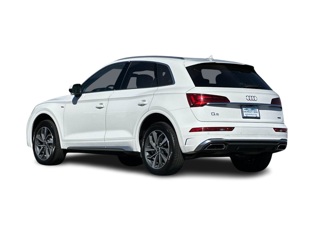 Thumbnail: 2023 Audi Q5 - 4