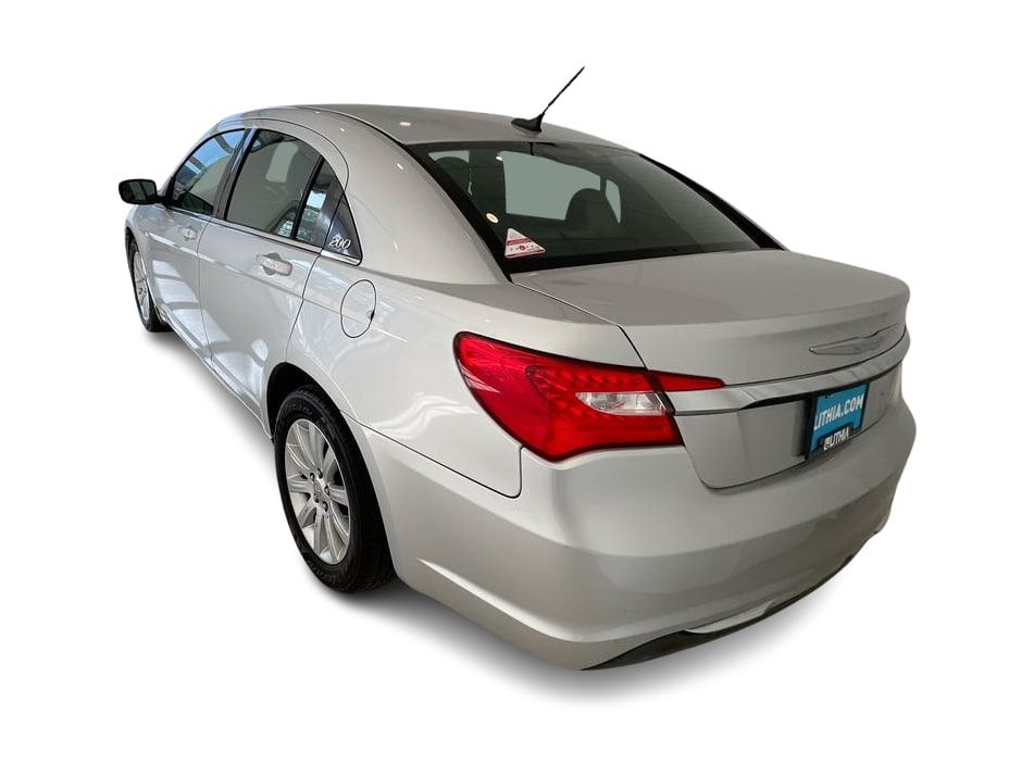 Thumbnail: 2012 Chrysler 200 - 3