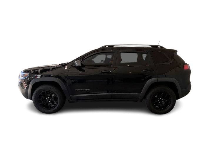 Thumbnail: 2019 Jeep Cherokee - 17
