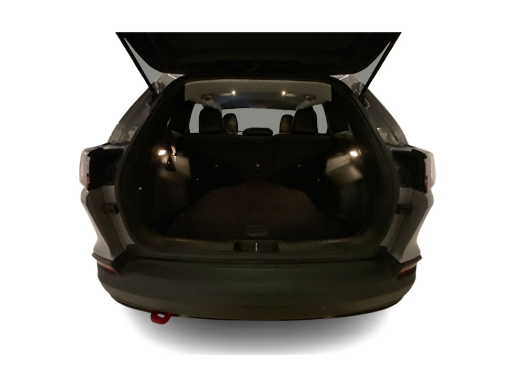 Thumbnail: 2019 Jeep Cherokee - 15