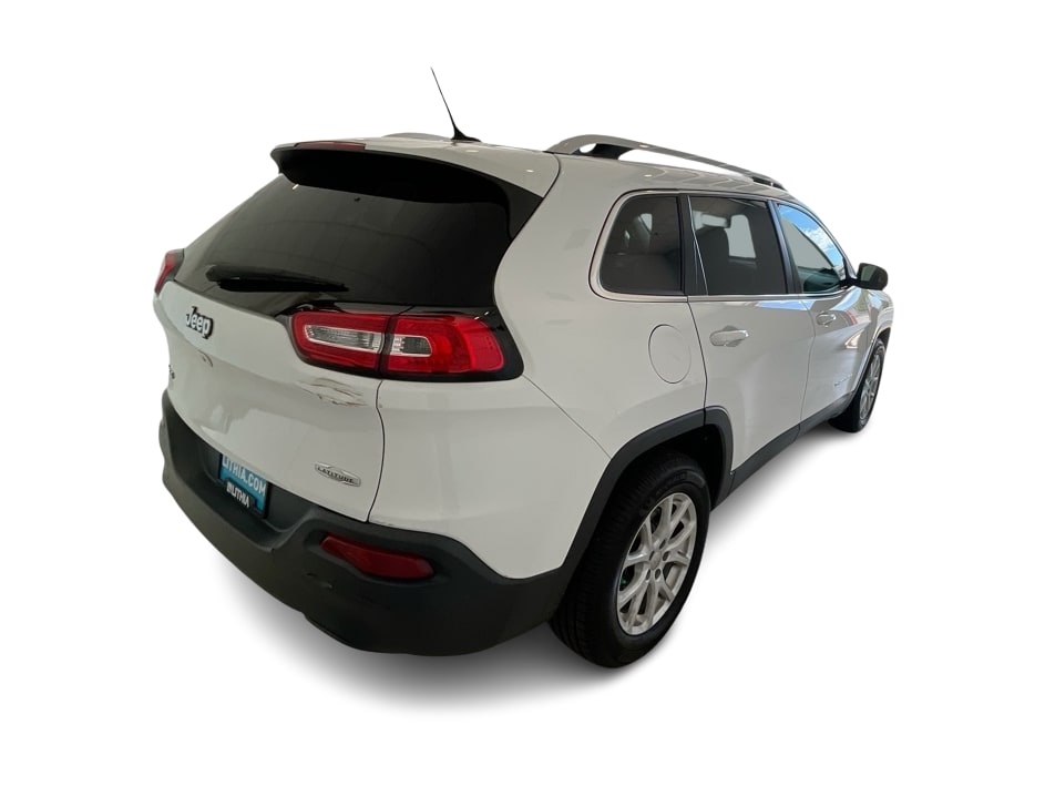 Thumbnail: 2016 Jeep Cherokee - 20