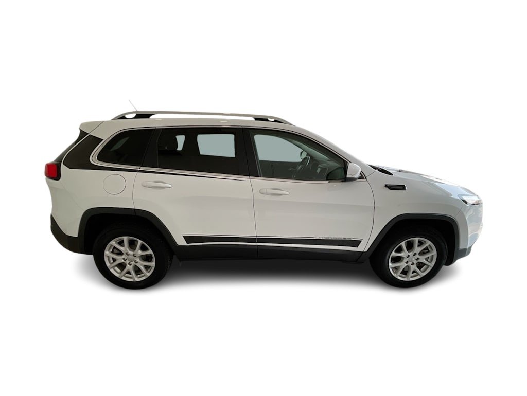 Thumbnail: 2015 Jeep Cherokee - 21