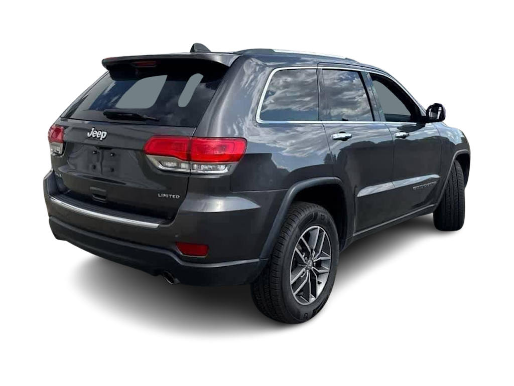 Thumbnail: 2018 Jeep Grand Cherokee - 17