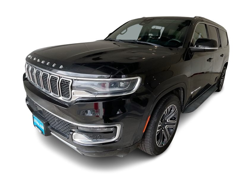 Thumbnail: 2023 Jeep Wagoneer - 16