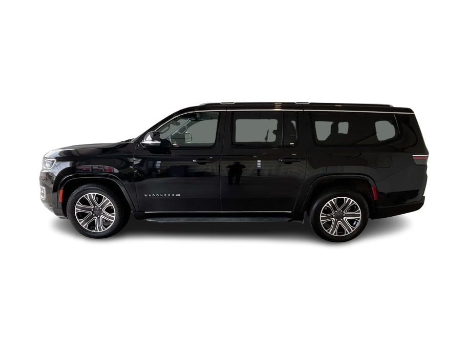 Thumbnail: 2023 Jeep Wagoneer - 3