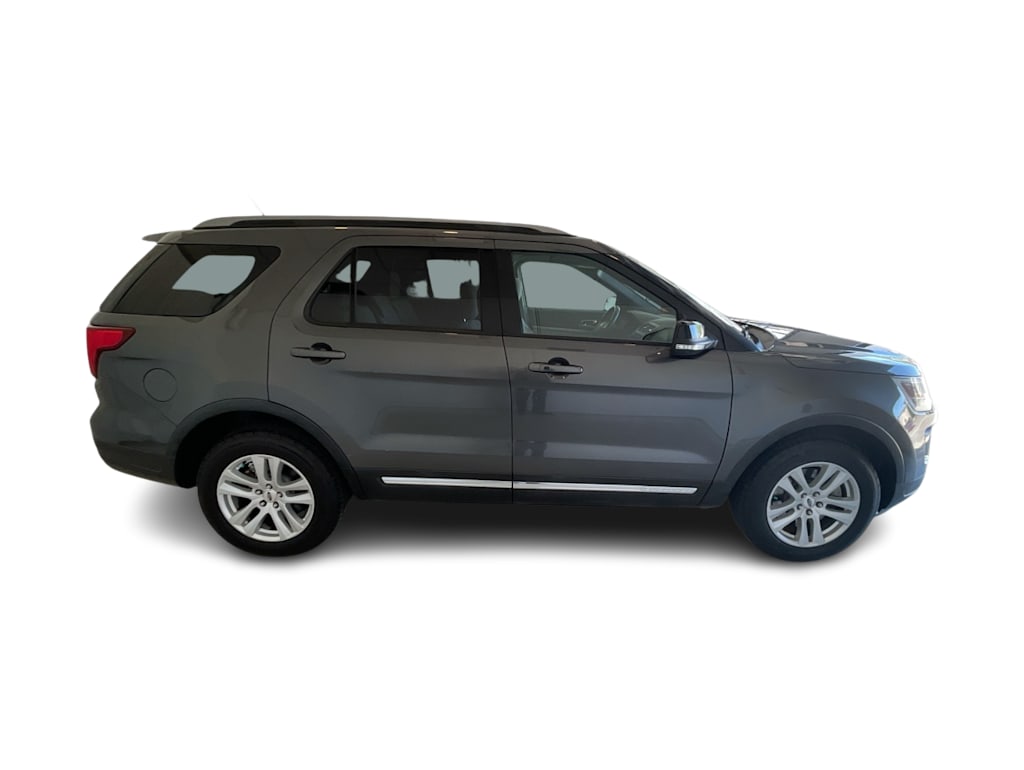 Thumbnail: 2018 Ford Explorer - 21