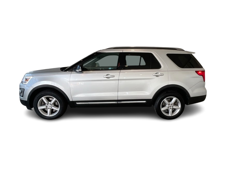 Thumbnail: 2017 Ford Explorer - 3