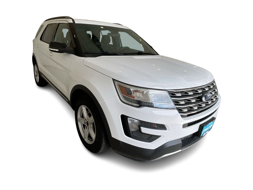 Thumbnail: 2016 Ford Explorer - 18