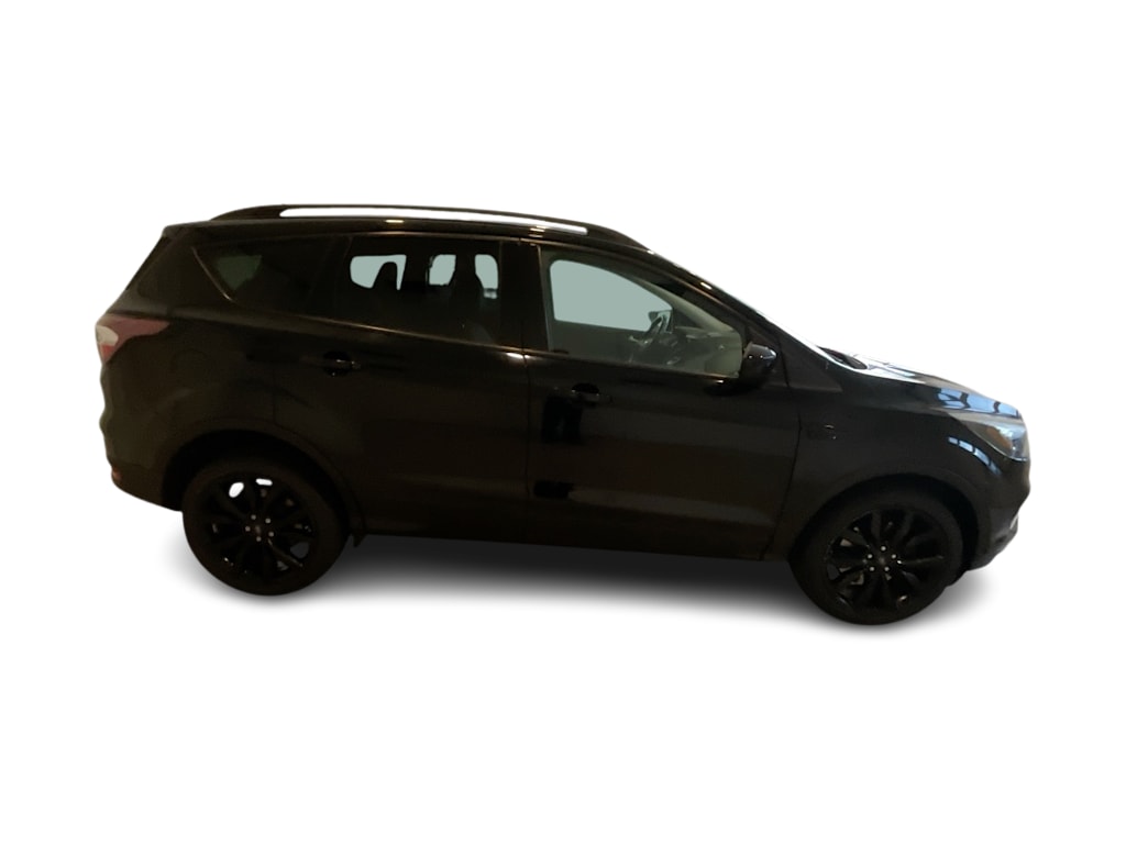 Thumbnail: 2017 Ford Escape - 20