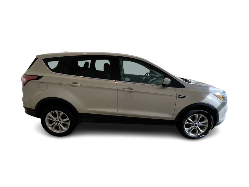 Thumbnail: 2017 Ford Escape - 21
