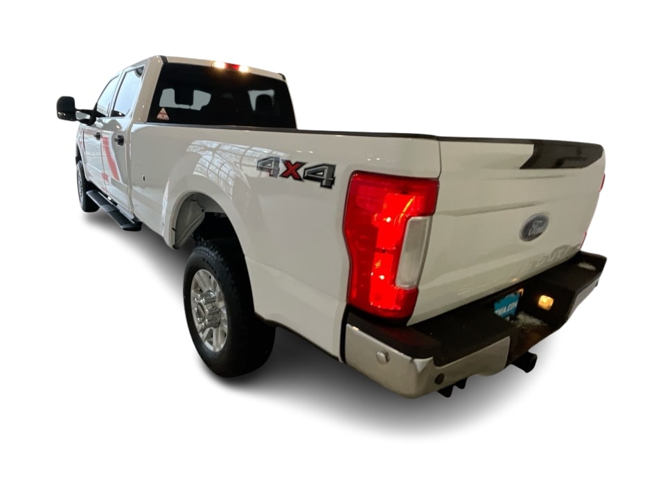 Thumbnail: 2017 Ford F-350 - 4