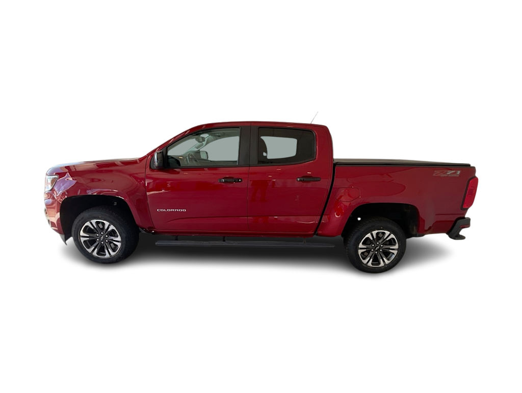 Thumbnail: 2021 Chevrolet Colorado - 3