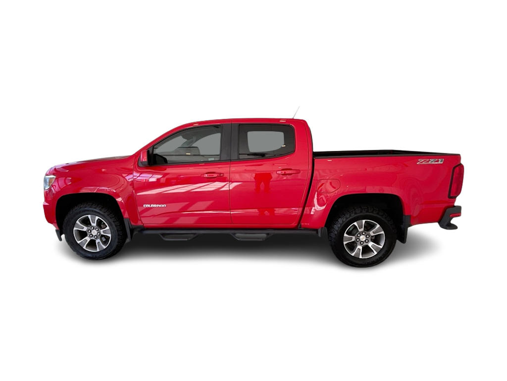 Thumbnail: 2019 Chevrolet Colorado - 3