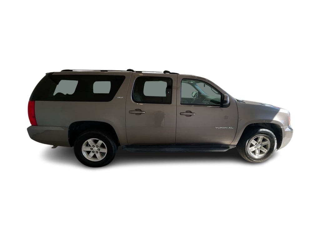 Thumbnail: 2013 GMC Yukon XL - 22