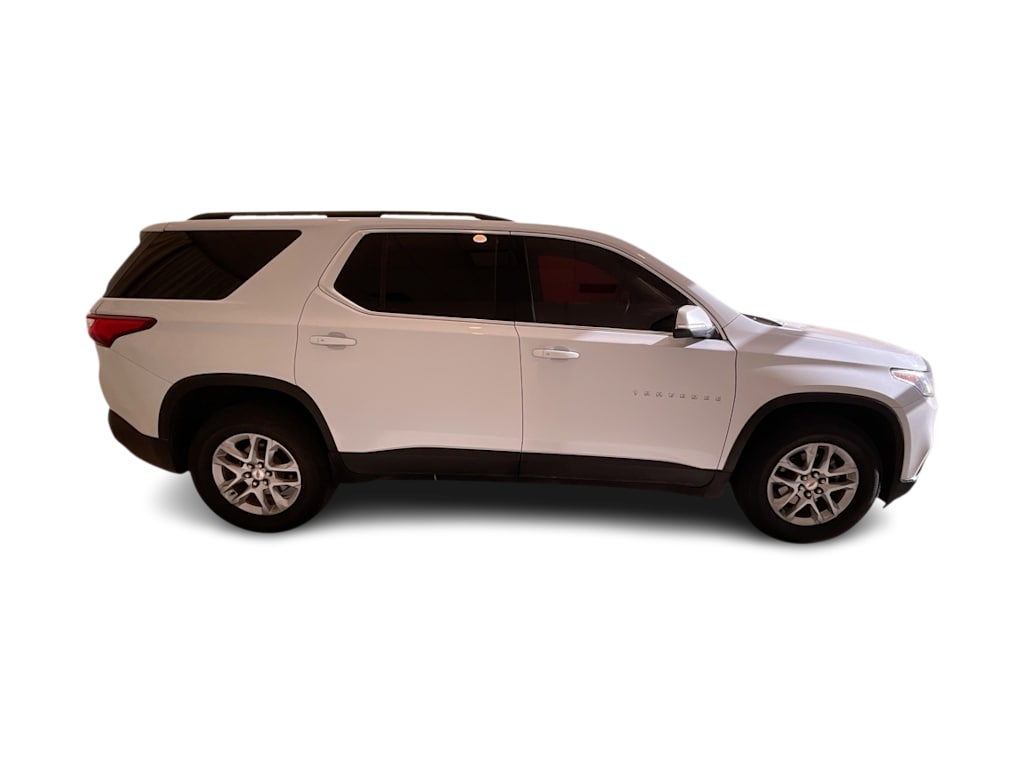 Thumbnail: 2021 Chevrolet Traverse - 20