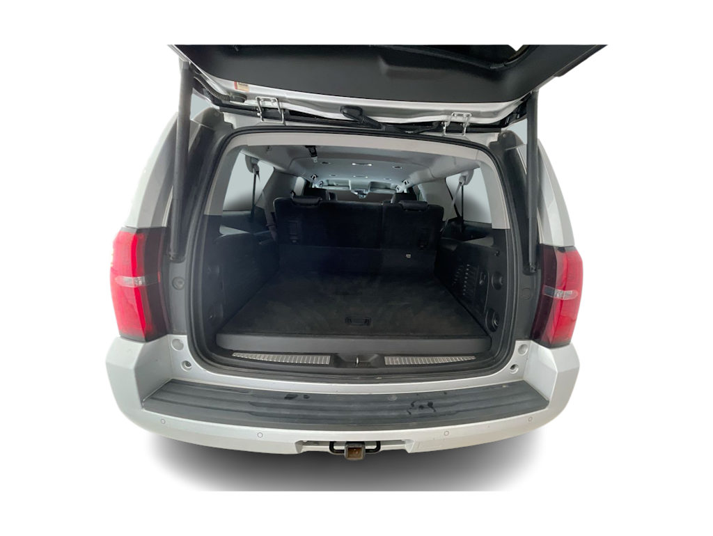 Thumbnail: 2016 Chevrolet Suburban - 14